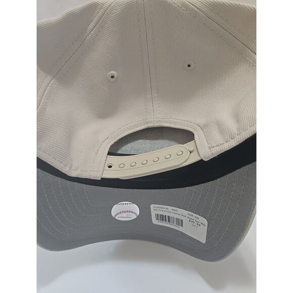 San Francisco Giants New Era 9FORTY Dye Tan Adjustable Snapback Cap - Picture 6 of 10